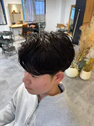 メンズカット＋ニュアンスパーマ＋眉カット＋炭酸ケア