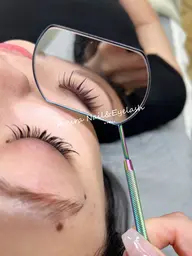 【初回オフ無料】【ボリューム中華風ワンホンマツエク】¥11800→¥8980 【コーティング付き】