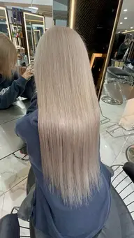 【ミニモ限定❗️】前頭ブリーチ➕カラー➕トリートメント☁️🩷