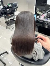 ミニモ学割【✨25歳以下限定✨】【⭐️美髪矯正(ブリーチ毛可)+最高級トリートメント⭐️】