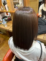 艶髪ストレート＋カット