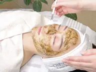 【剥離なしハーブピーリング】クリスティーナ(ビオフィート)