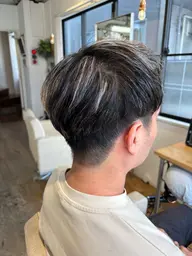 【✨️オシャレにも白髪隠しにもできる✨️】メンズホワイトメッシュカラー+カット