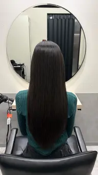 『ロング限定』　　　　　　　　　　　　　　　　　　　　　　　　 レイヤーカット＋トリートメント【ショートスパ付き🫧*】