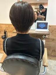 お母様世代応援📣!!白髪染➕カット!❣️