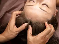 【40分】ドライヘッドスパ(ハンド・デコルテトリートメント付き)