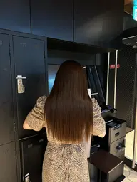 🌟⋆ 平日限定🌟《ダメージやパサつきが気になる方》外部補修トリートメント+巻き髪✨