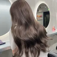 【大人気メニュー🩶】透明感カラー➕Aujuaトリートメント✨️➕ゆるふわコテ巻き仕上げor艶サラストレート仕上げ付