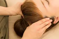 ポールシェリーヘッドエステ『ハイドロスカルプケア／頭皮洗浄』