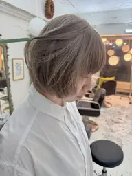 ハイトーンのデザインカラー🩵