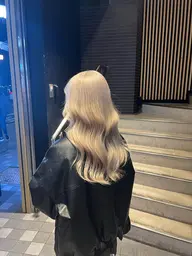 ハイトーン系ならこちら‼️ブリーチ2回＋カラー