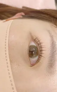 上まつ毛カール