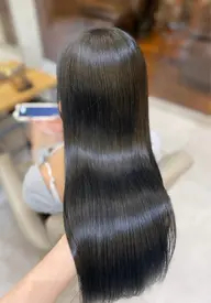 今週限定🧡ケアカラー+艶髪✨髪質改善トリートメント✨