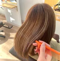 ✨今話題の髪質改善酸熱トリートメント✨(カット込)