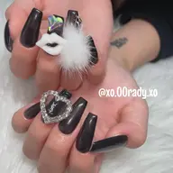 (オフ・ケア込)長さだしワンカラー4本アート⚡️ラメグラ可⭐️