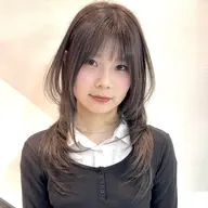 【撮影モデル】10​〜​20代限定　ロング顎下レイヤーカット＆艶カラー※補足説明読んでください⭐️画像のようなスタイル！⭐️