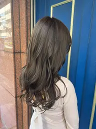 カット＋アディクシーカラー＋コテ巻き付き💇‍♀️ 「韓国ヘア」「顔まわりレイヤー」「くびれ巻き」