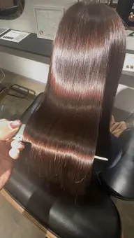 「自分史上最高級の質感💙]」髪質改善美髪矯正＋4stepケラチントリートメント ￥27000