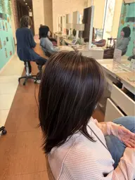 [話題の白髪ぼかし]ハイライト×艶カラー×トリートメント