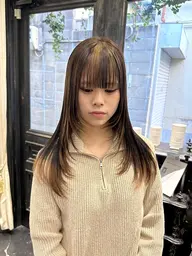 【裾カラー🩵】裾カラーエンドカラー(ケアブリーチ1回+オンカラー)+全体カラー+艶TR✨