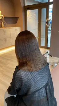 【🌼人気メニュー🌼】　　　　　　　　　　　　似合わせ全体カット＋美髪矯正ストレート＋髪質改善トリートメント✨