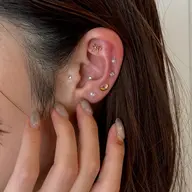 耳つぼジュエリー💎✨(両耳16個まで)