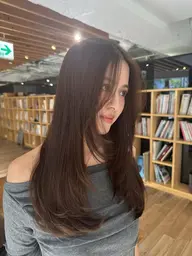 顔周りレイヤーカット✂️💞