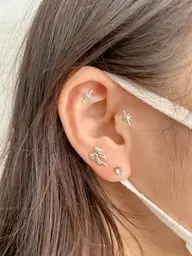 耳つぼジュエリー💎 片耳3粒 計6粒