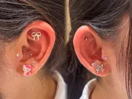 【静岡最先端！】【耳が可愛い🫶】【お悩みにあったツボを刺激】耳ツボジュエリー👂6粒¥2500​〜​