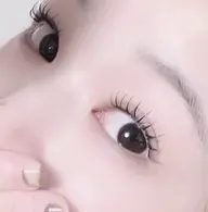 【人気急上昇モチと束感】🌷バインドロック50束 フラットラッシュとボリュームラッシュを上下で挟んで装着