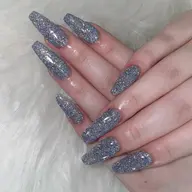 ❤︎価格❤︎（オフあり大歓迎❣️）チップ長さだし　ワンカラー💕ラメグラ可❤︎