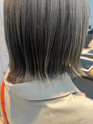 🍂✨秋冬は暗髪系ハイトーンも◎✨🍂カット+ケアブリーチ＆カラー+無料プチスパ　¥13,900