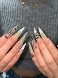 hand💅モデル募集！【スカルプ】持ち込みアート90分（アート5本目安）★オフなし