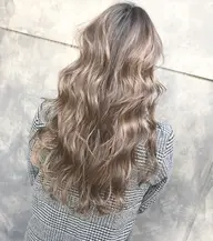 【🌿大人気🌿】ブリーチリタッチ&カラー＋クイックトリートメント🫧✨✨