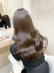 ✨新規限定✨透明感ケアカラー+顔まわりカット(ケア剤配合)