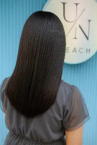 髪質改善縮毛矯正｜カット＋髪質改善Tr　¥15,500→ 全体の印象まで整える“。仕上がりの完成度が凄い👏