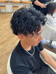 カット＋パーマ(ツイスト、スパイラル、波巻き、etc)