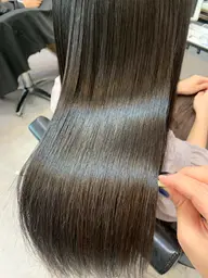 《🫧髪質改善セットクーポン🫧》カット & アルカリ酸熱トリートメント💇🏻💕