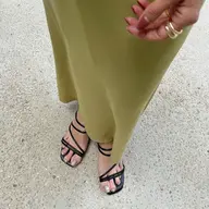 foot👡♡《オフなし☆ニュアンス.持ち込み》お爪を削らないparagel使用※デザインによってお値段が変わります★