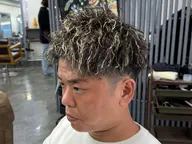 ❄️4月限定❄️激安ゲリラメニュー‼️【メンズカット&パーマ&ハイライト】11000円​〜​