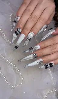 EXTRA LONG(チップ長さ出し+アート、パーツつけ放題) (180分)