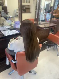 【土日限定】似合わせカット✂+うるツヤ透明感カラー+ブロースタイリング付💫(ダブルカラー可 )詳細必読❣