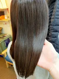 こだわりカット＋イロリドカラー＋ダメージ低減コスメストレート＋髪質改善トリートメントULTOWA