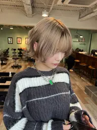 🌈再来クーポン🌈✨カット+ブリーチ(1回)+艶カラー+うる艶トリートメント✨