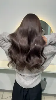 【𝐨𝐧𝐞 𝐜𝐨𝐥𝐨𝐫】透明感カラー＋ツヤツヤトリートメント🫧✨
