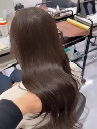 【ミニモ学割24歳以下限定🧑‍🎓】ブリーチ無しカラー💘+ケアトリートメント🔮¥11000→¥7700