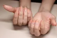 ハンドネイル（グラデーションかフレンチ）※フレンチかグラデーションメニューです。色変更無料。パラジェル変更＋500円