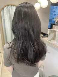 この春🌸❣️透明感をだしたい方必見💕【トーンダウン暗色カラー➕超音波トリートメント】カラーモデルワンカラー