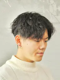 メンズカット＋ツイストスパイラルパーマ　￥11000