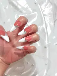 【チップ１０本長さ出し】✴︎１０本フレンチ✴︎（ベースカラーあり）